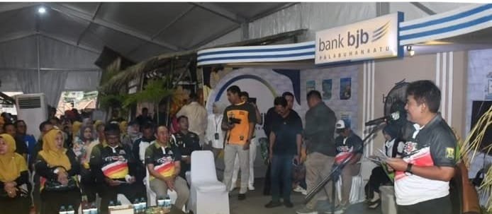 Pelayanan Publik K’Nyaah Rahayat 2025 Resmi Ditutup, UMKM Sukabumi Tetap Bergairah Meski Ekonomi Menurun 2 WhatsApp Image 2025 09 29 at 10.08.55