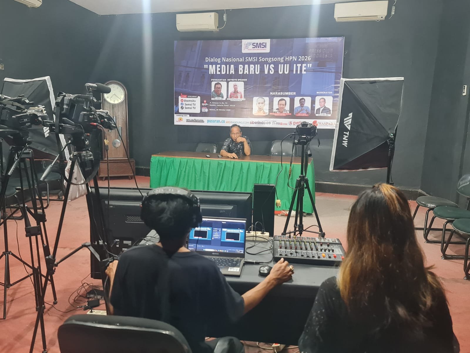 Diskusi Nasional SMSI akan Mengupas Tuntas Media Baru dan UU ITE 1 WhatsApp Image 2025 10 28 at 05.44.11 97f42a21