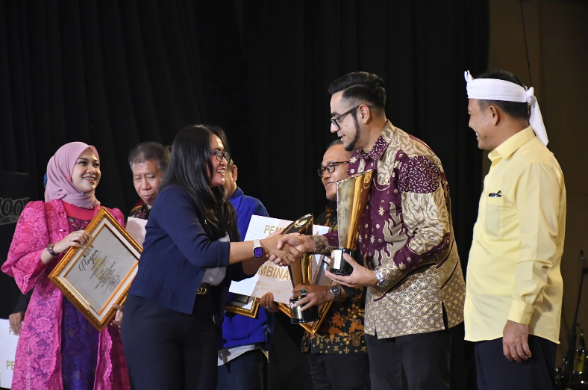 Bunut FM RSUD R Syamsudin SH Raih Anugerah Penyiaran KPID Jabar 2025 untuk Kategori Seni Budaya Lokal. 1 Screenshot 2025 11 11 171307