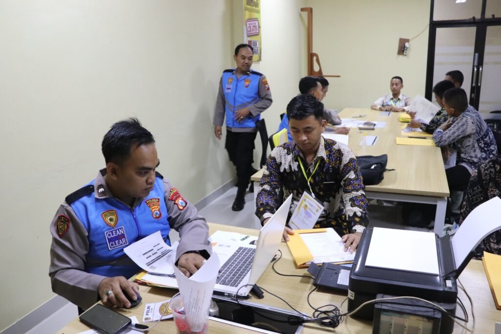 Rikmin Awal Bintara Brimob 2026, Polres Sumenep Pastikan Seleksi Berjalan Bersih dan Transparan 2 WhatsApp Image 2025 11 20 at 11.22.54 1
