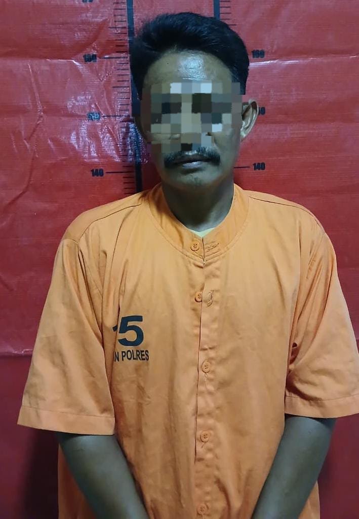 Buronan Kasus Pencurian Dua Ekor Sapi di Tangkap Satreskrim Polres Sumenep. 5 WhatsApp Image 2025 12 02 at 08.51.11 4be1b90d