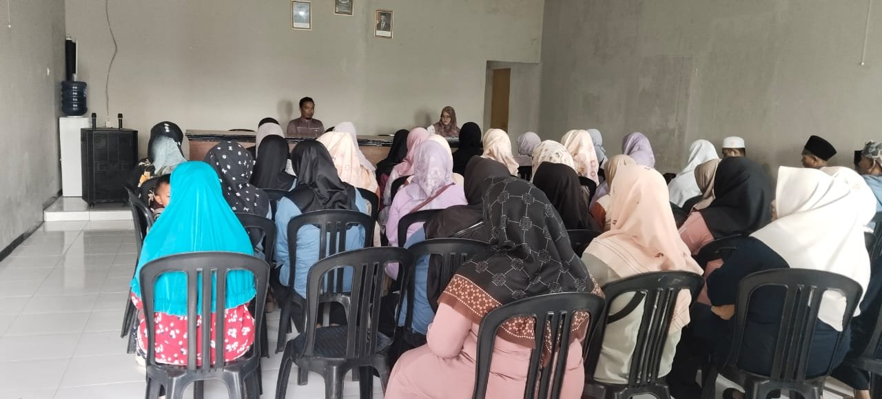 Desa Cijulang Salurkan Intensif Guru Ngaji, Kader Posyandu, Guru PAUD, dan DKM untuk Dongkrak Ekonomi Warga 4 WhatsApp Image 2025 12 04 at 13.36.25