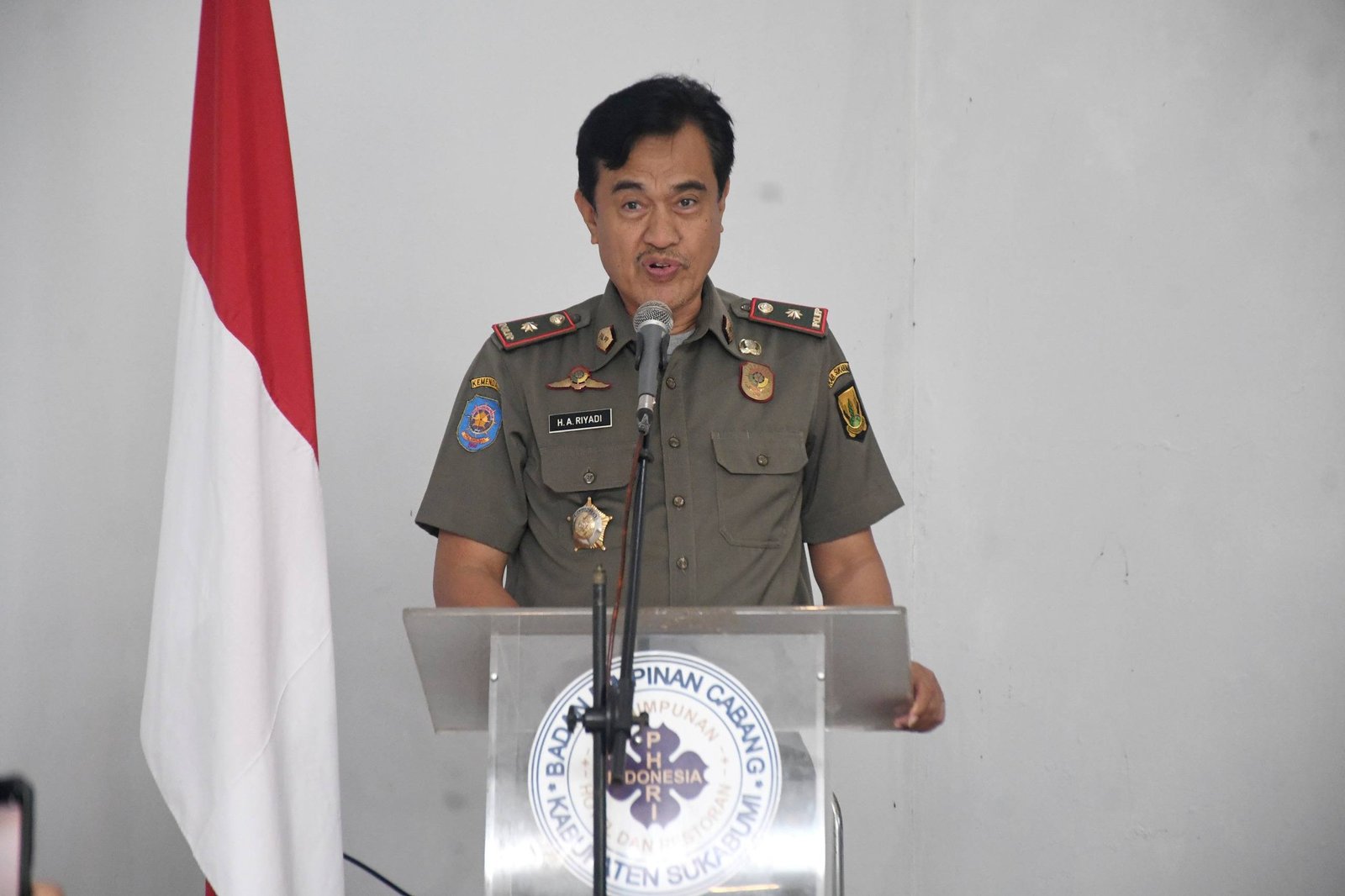 Satpol PP Sukabumi Gelar Pertemuan Satlinmas 2026, Siapkan Pengukuhan di Seluruh Wilayah 3 618810342 1294349496060219 4572456840477263771 n