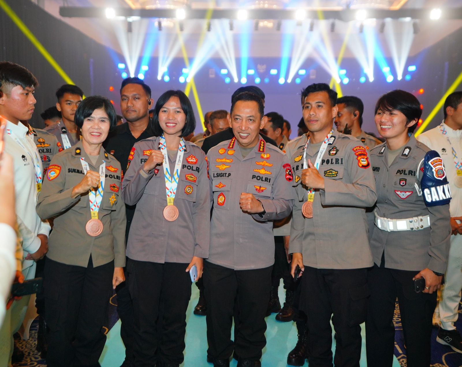 Berprestasi di Ajang Olahraga Internasional, Personel Ditsamapta Polda Sulsel Terima Apresiasi Kapolri 5 WhatsApp Image 2026 01 16 at 6.43.25 PM