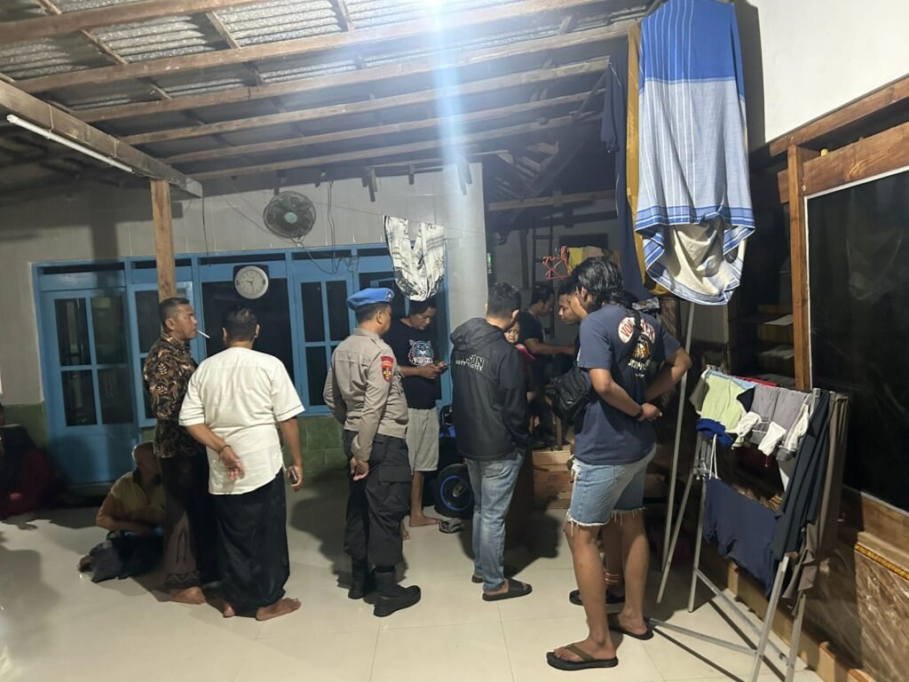 Polres Sumenep Bergerak Cepat Tangani Penemuan Bayi Perempuan di Desa Kolor 2 WhatsApp Image 2026 02 12 at 10.27.48