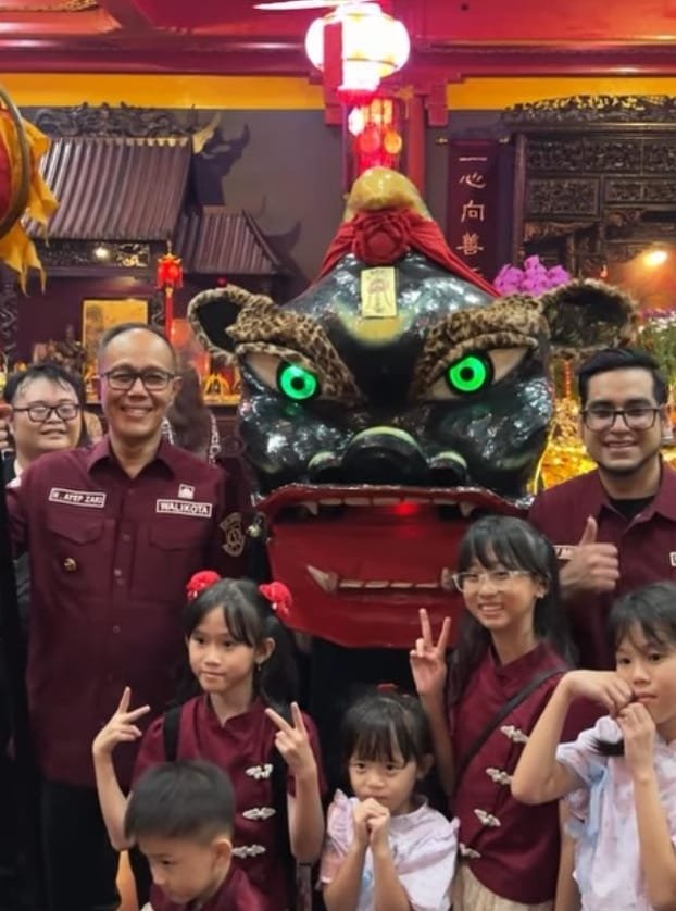 Lautan Manusia di Pecinan Sukabumi, Imlek Tegaskan Identitas Kota Toleransi 2 WhatsApp Image 2026 02 17 at 20.23.38