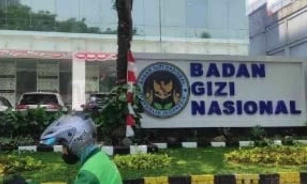 492 Dapur Program Makan Bergizi Gratis di Sumatera Disuspend Sementara, Belum Kantongi Sertifikat Higiene 1 Screenshot 2026 03 08 103226