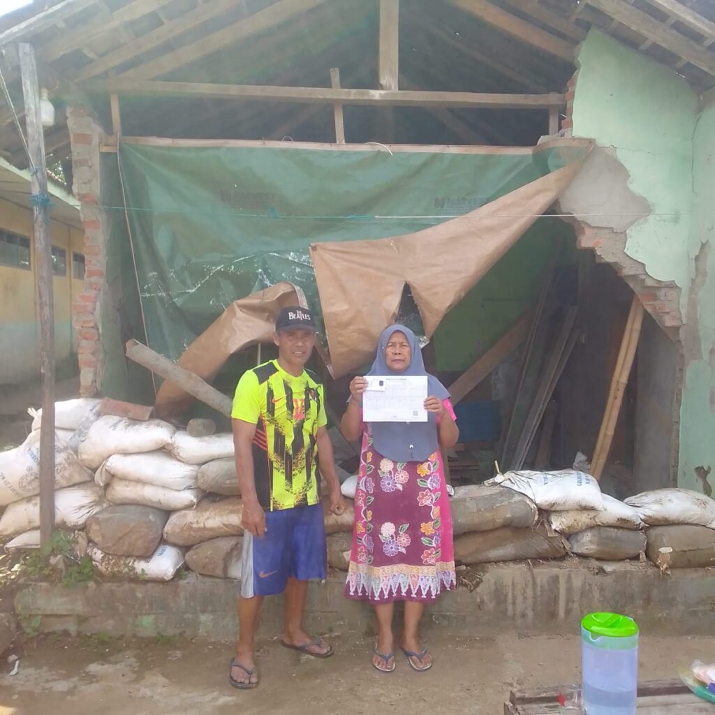 Lima Bulan Pascabanjir Bandang Cisolok, Korban Masih Bertahan di Tenda, Janji Pemulihan Dipertanyakan 3 WhatsApp Image 2026 04 06 at 18.47.49 2 1