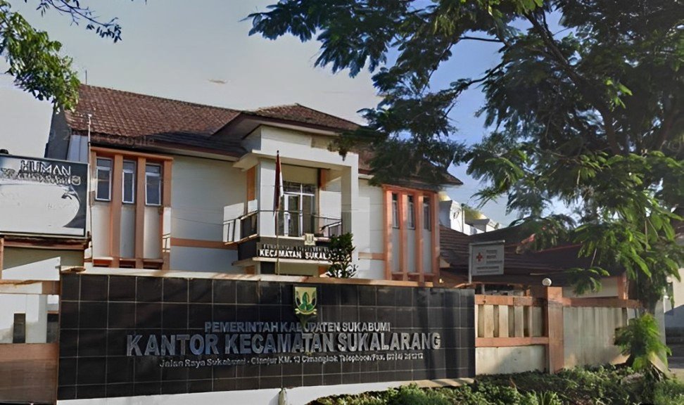 Camat Sukalarang Diduga Jalankan Praktik Pungli Secara Berkelanjutan 3 20251112112514 2025 11 12a profil kontak112005