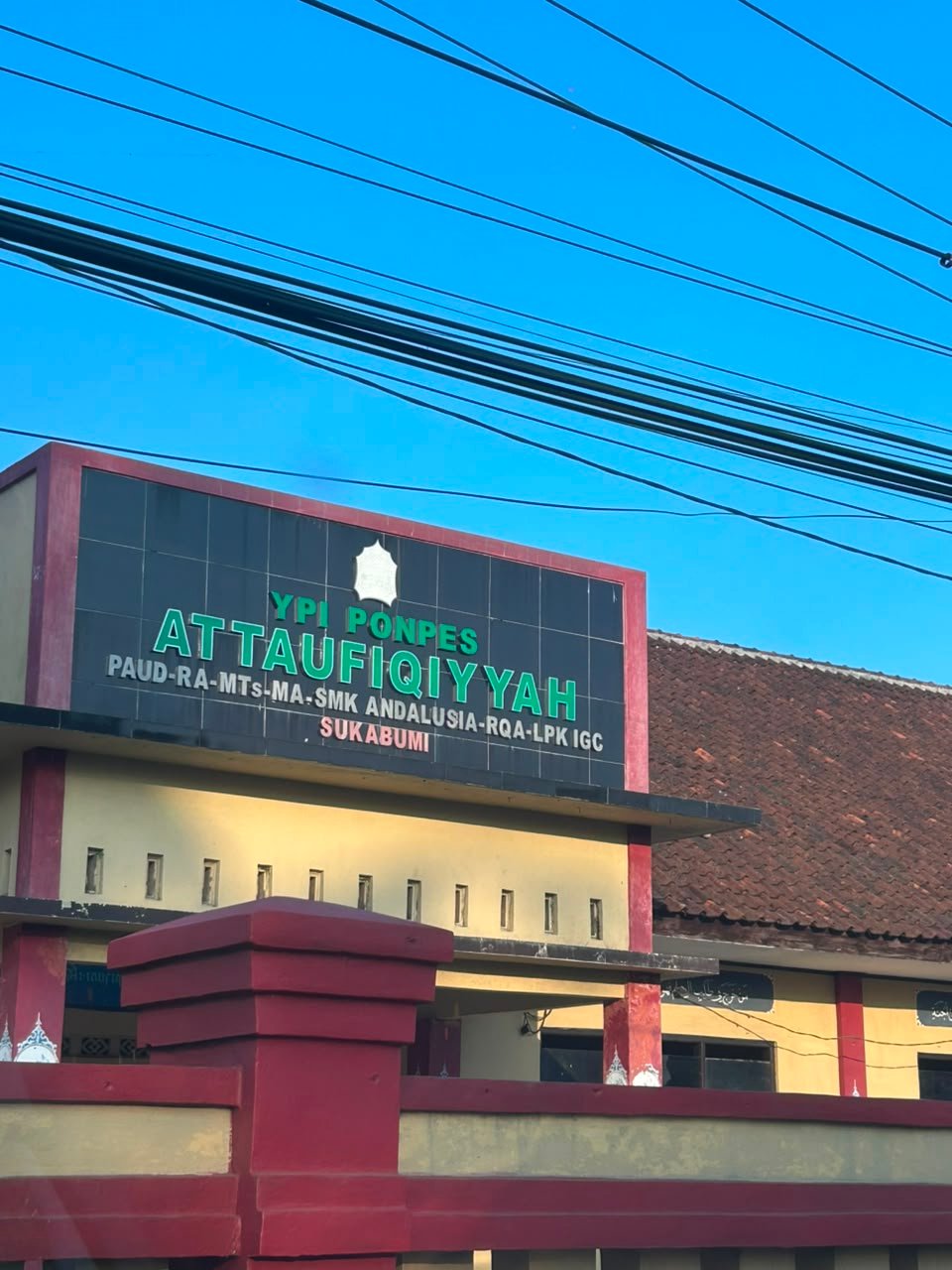 Kemenag Sukabumi Tegaskan Sekolah Tak Boleh Tahan Ijazah, Dugaan Terjadi di YPI Attaufiqiyyah Sukalarang 5 WhatsApp Image 2026 06 12 at 07.23.32