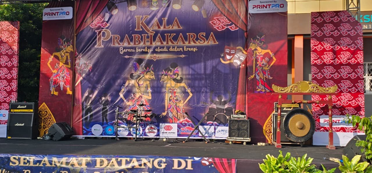 Pentas Seni Kala Prabhakarsa 2026 Jadi Ajang Penguatan Karakter dan Kreativitas Siswa SMKN 1 Cianjur 2 WhatsApp Image 2026 06 17 at 4.41.37 PM