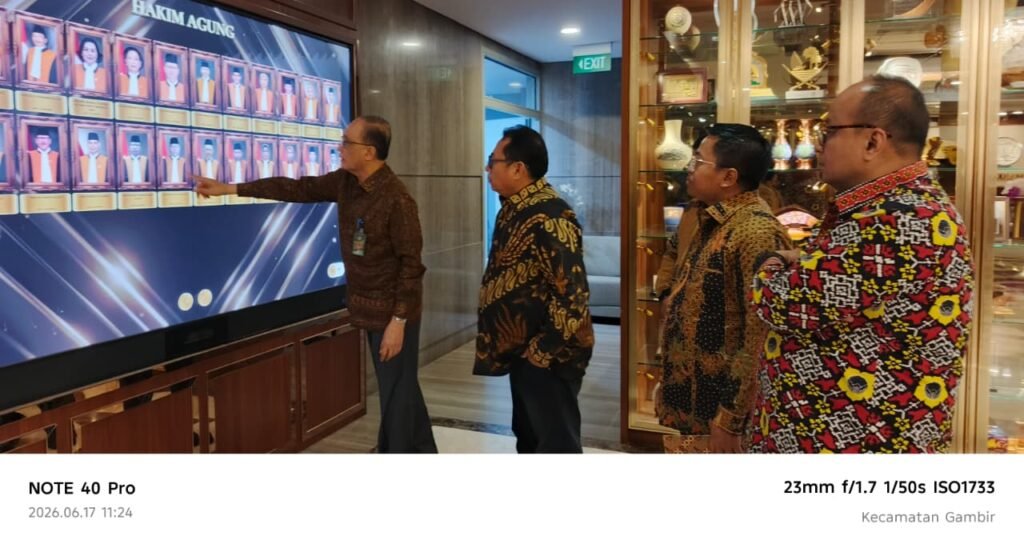 Gunakan Standar Internasional, SMSI Siap Latih Mediator Daerah 2 WhatsApp Image 2026 06 18 at 11.34.35