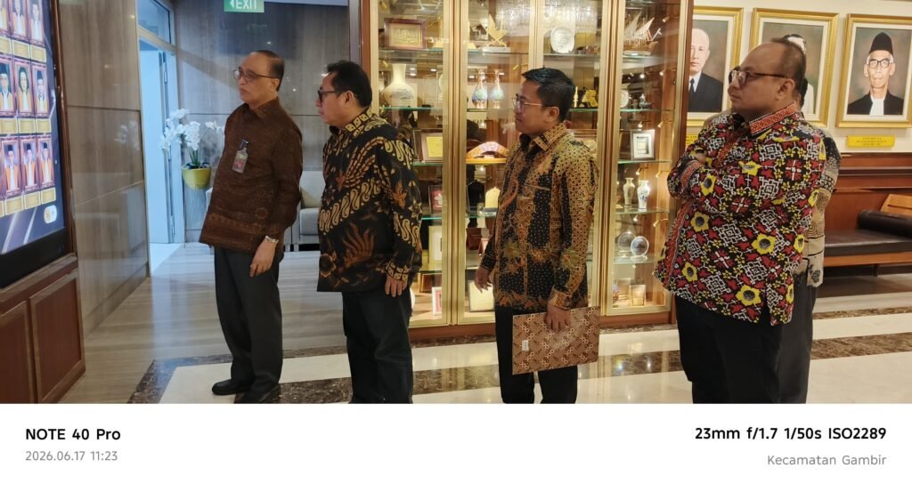 Gunakan Standar Internasional, SMSI Siap Latih Mediator Daerah 4 WhatsApp Image 2026 06 18 at 11.34.37