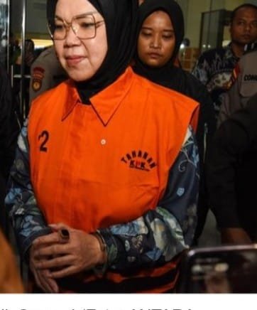KPK Ungkap Dugaan "Tradisi Setoran" di Sukoharjo, Bupati Etik Suryani Jadi Tersangka, Aliran Dana Rp2,93 Miliar Diusut 5 WhatsApp Image 2026 07 12 at 2.46.27 PM