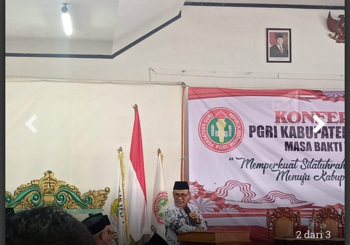 Kepala Dinas Pendidikan Buka Konferensi Kerja I PGRI Kabupaten Sukabumi Tahun 2026 2 WhatsApp Image 2026 07 27 at 12.27.311