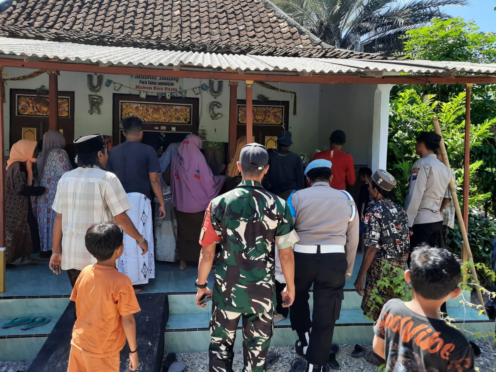 Korban Tenggelam di Perairan Giligenting Ditemukan, Polisi Pastikan Penanganan Berjalan Sesuai Prosedur 2 WhatsApp Image 2026 08 03 at 17.22.151