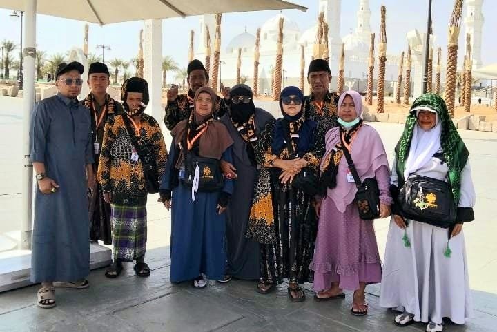11 Jemaah Umrah Suramadu Terlantar di Jeddah, Agen Perjalanan Belum Beli Tiket Pulang 2 WhatsApp Image 2026 09 26 at 07.23.54